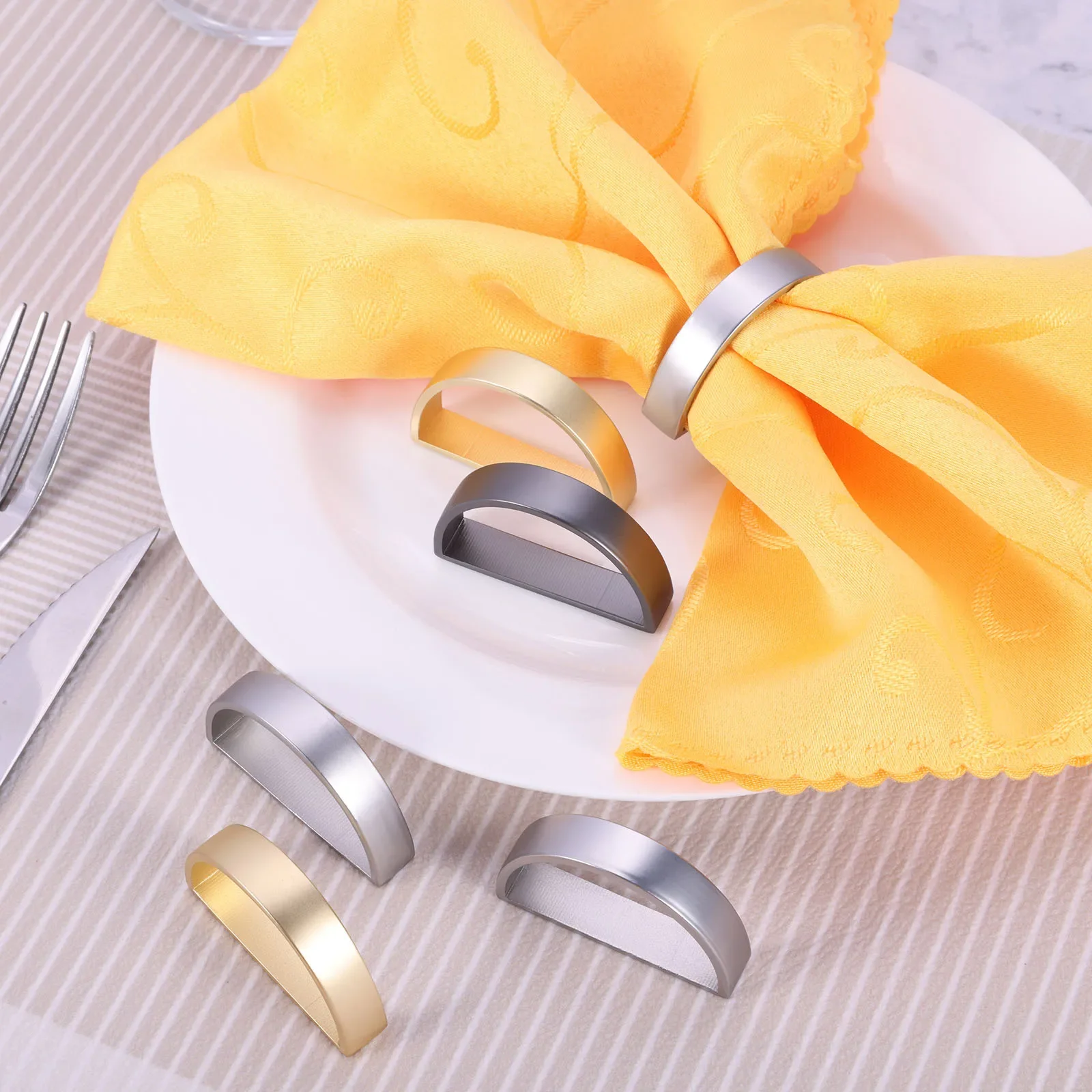 

12pcs D-ring Napkin Holder Table Cloth Metal Buckle 4.7cm Dinner Ornament Wedding Party Holiday Banquet Decor Gold Silver Black