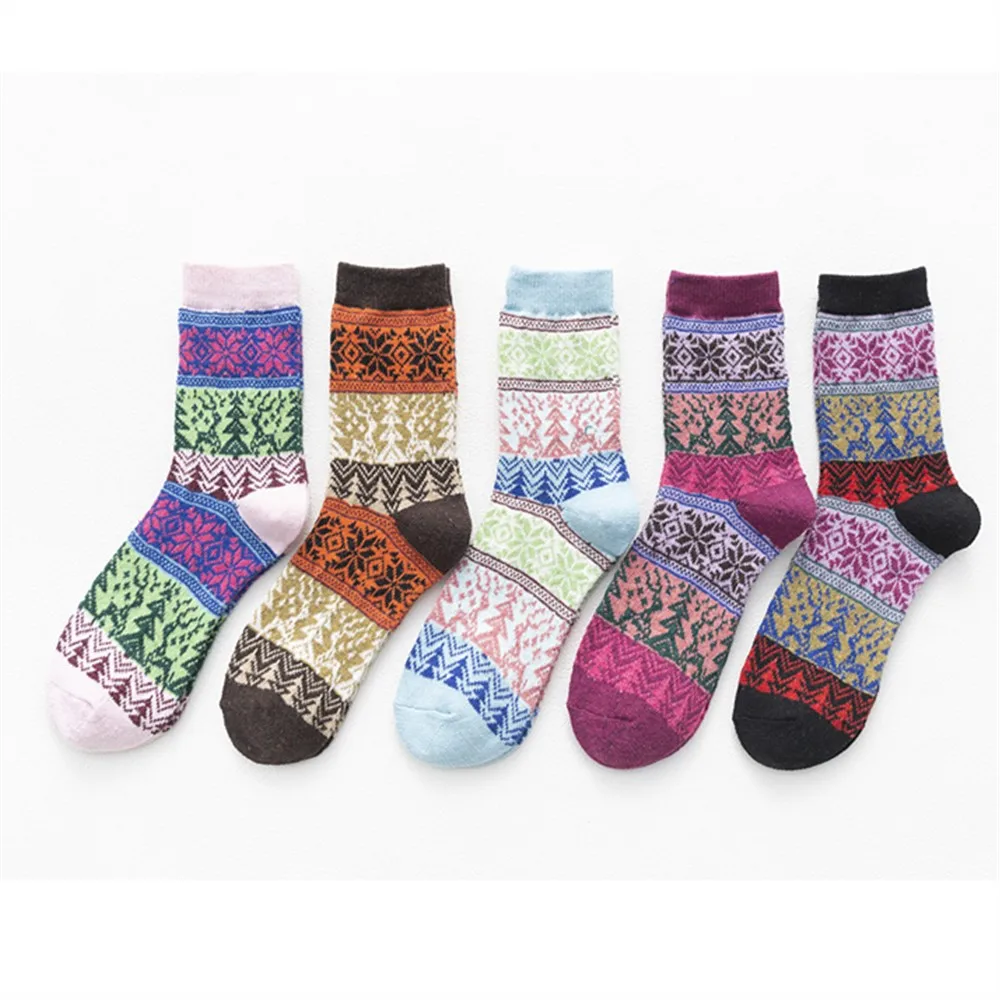 5 Pairs Autumn Winter Women Wool Socks Warmer Ethnic Style Cashmere Thermal Thicken Christmas Trees Women Socks Gifts