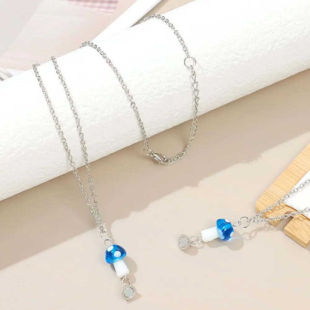 

Fashion Women Birthday Gift Couples Magnetic Mushroom Necklaces Friendship Necklaces BFF Pendant Necklace Best Friends