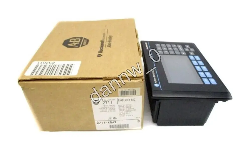 

100% новая в коробке оригинальная панель управления сенсорным экраном 2711-K5A2 (не копируется)