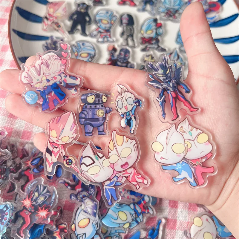 

Bandai Ultraman Acrylic Double-Sided Japanese Cartoon Handmade DIY Transparent Material Accessories Small Patch Keychain Pendant