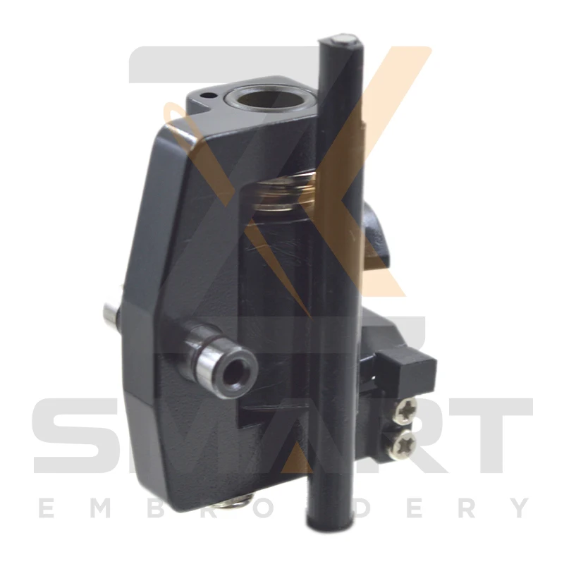 Игольчатый поршневой двигатель в сборе детали китайской вышивальной машины A01M21