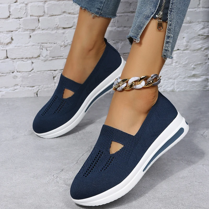 

2022 Big Size Slip On Women Vulcanized Shoes Fashion Summer Outdoor Casual Sneakers Breathable Hollow Out Woman Lazy Loafers