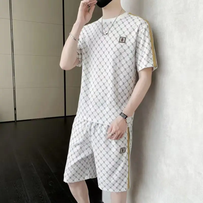 Men's Summer New Casual Ice Silk Suit Men's Trendy Handsome T-Shirt + Shorts Sports Two-Piece Suit Fashion Printed Suit