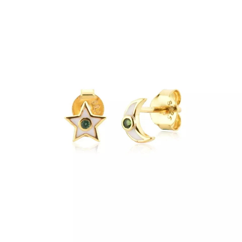 

Little Fresh Star Women's S925 Silver Star Moon Earrings Fashion Simple Zircon Crescent Earrings Senior Women's Jewelry