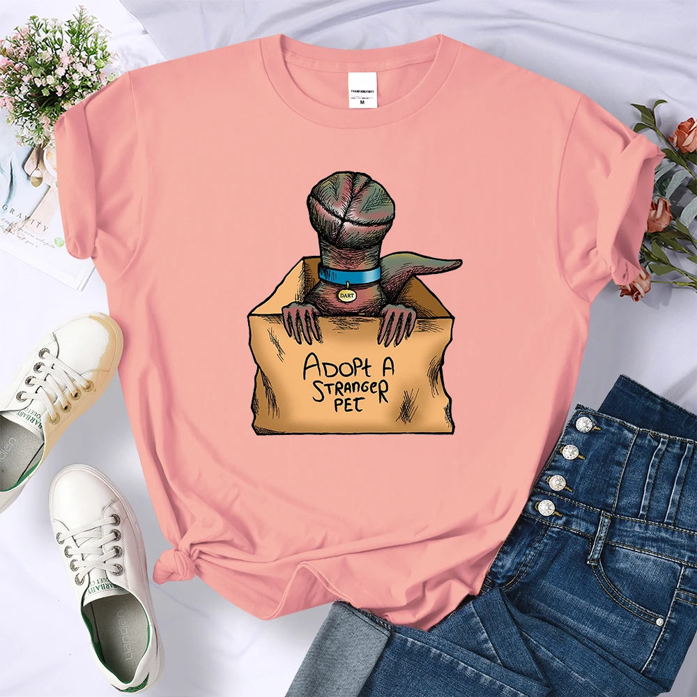 Необычная футболка с принтом из сериала очень странные Домашние животные