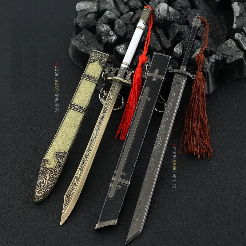 

Fox Volant of The Snowy Mountain Weapon 22CM Hu Yidao Sword Spade Vere Real Steel Chinese Weapon Keychains Gift for Kids Toys