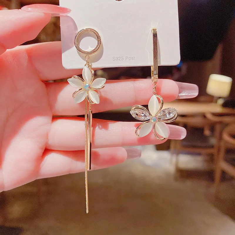 

S925 Silver Needle Opal Petal Earrings Korea Temperament Personality Ab Flower Tassel Earrings Long Earrings Women