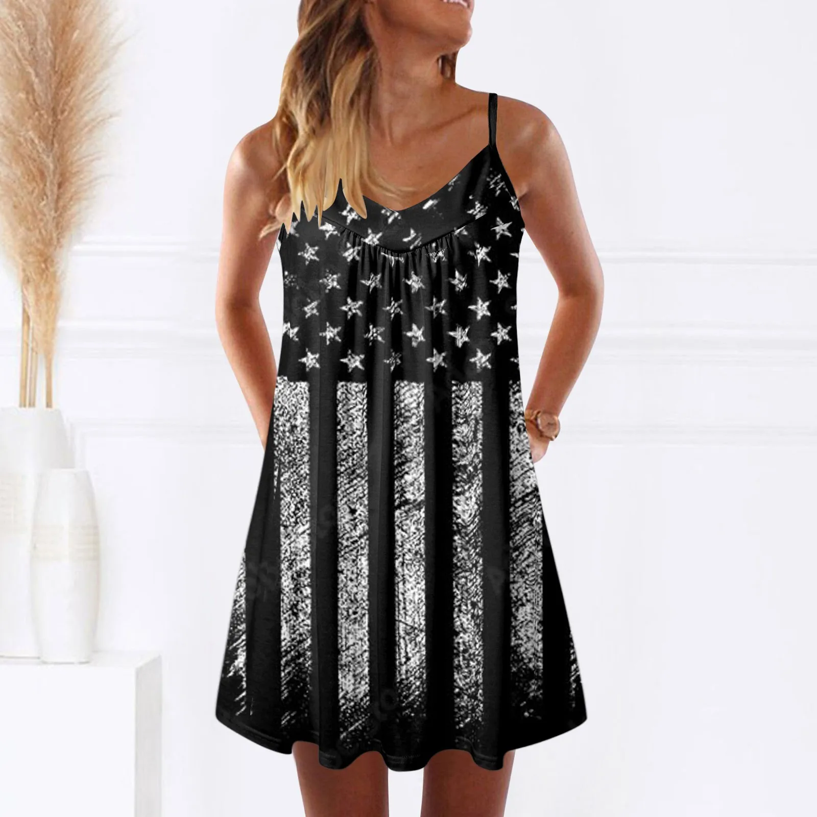American Flag Star Striped Tank Mini Dresses For Women Summer V Neck Dresse Usa Flag T Shirts Dress Sleeveless Sundress 2023