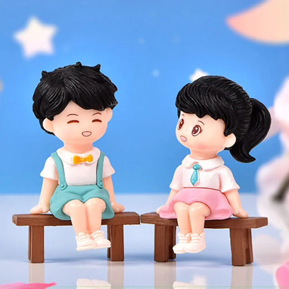 

1 Pair Exquisite Resin Smile Micro Miniatures Dollhouse DIY Fairy Garden Decor Couples Figurine Crafts Cake Ornament