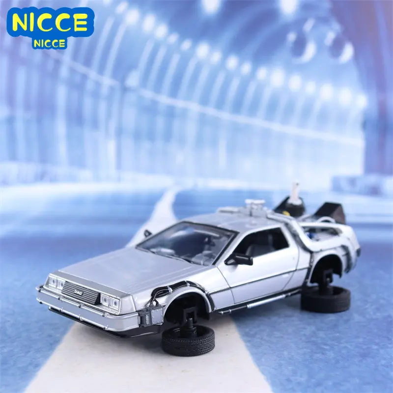 

Welly Diecast 1:24 Model Car Toy Delorean for Movie Back To The Future Part 1/2/3 DMC-12 Metal Alloy Toy Car for Kids Gift B186