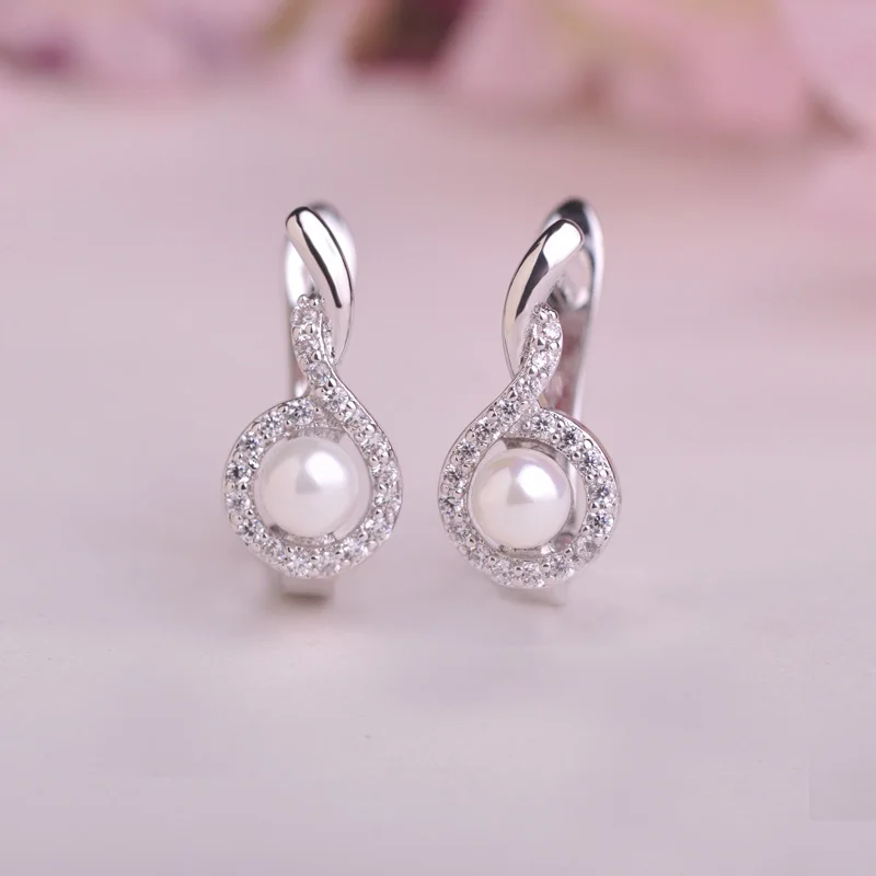 Женские серьги-подвески с искусственным жемчугом Blucome золотистые крючками в