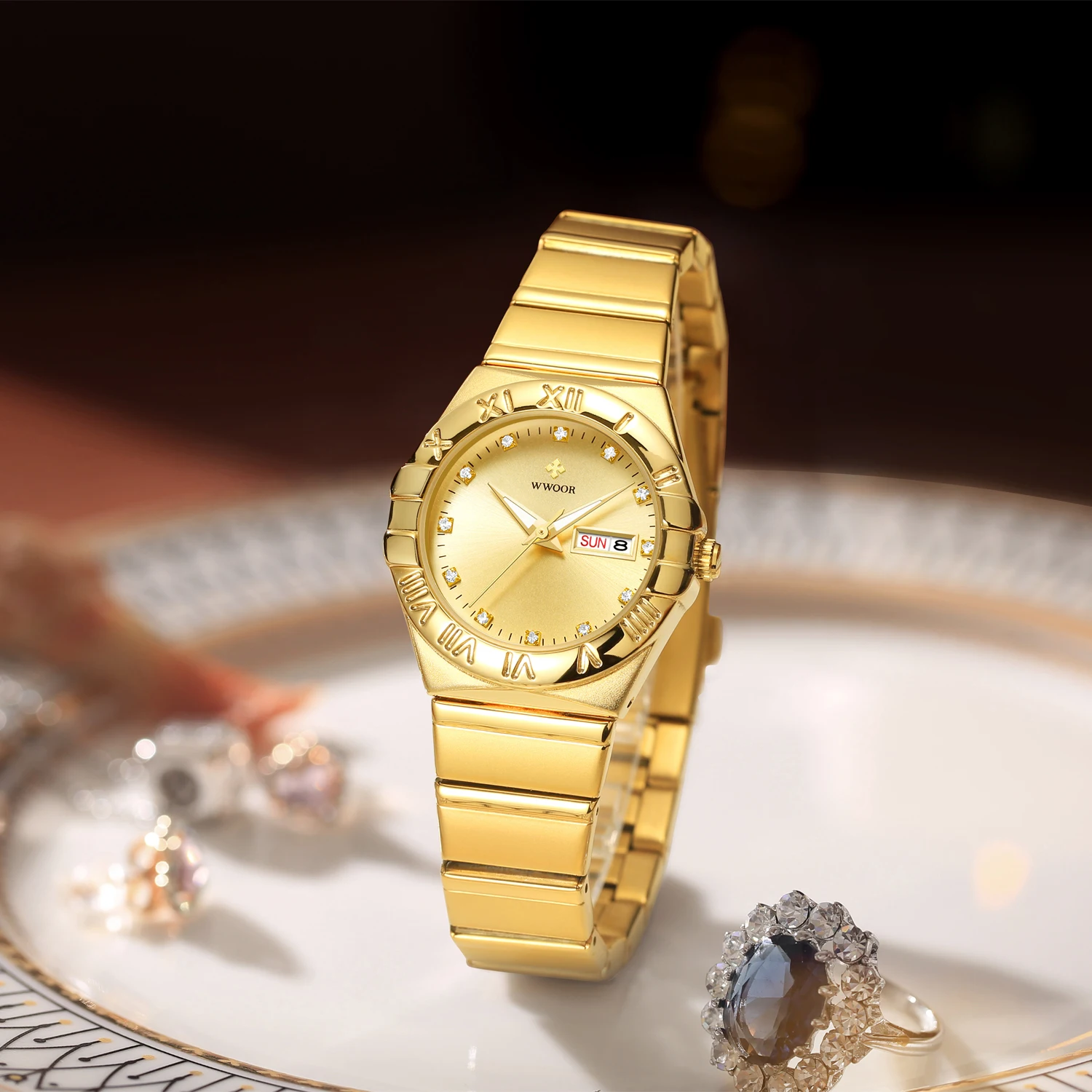 WWOOR New Fashion Women Watch Top Brand Gold Stain Steel Waterproof Date Quartz Ladies Watch Luxury Clock Gifts Relogio Feminino