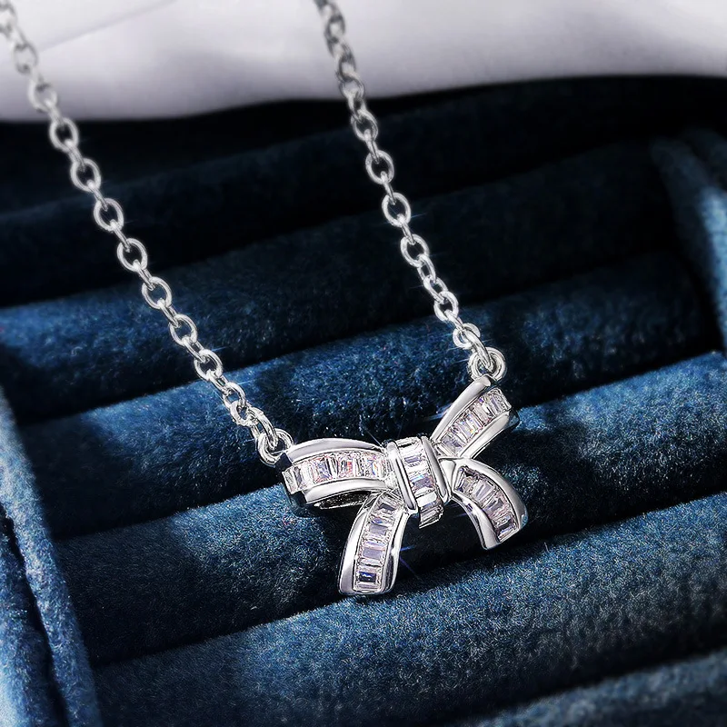 

2023 New Copper-Plated Platinum Bow Zirconia Necklace Temperament Simple High Quality Inlaid AAA Grade Zircon Jewelry