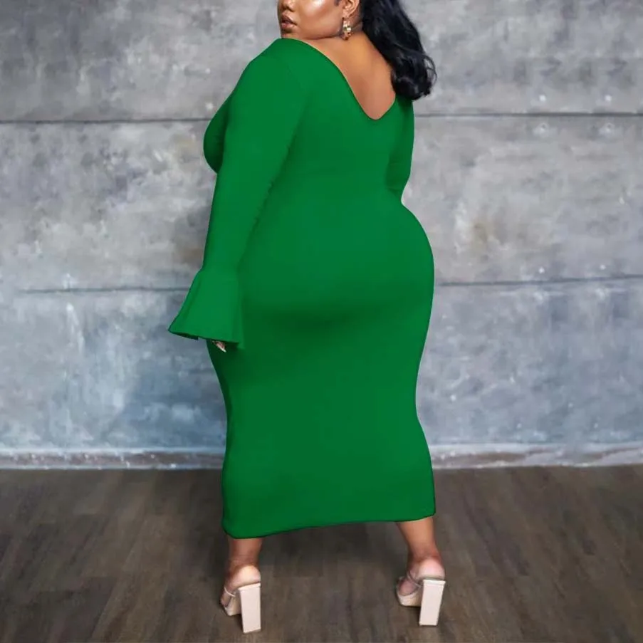 Рисунок 3 - Женское облегающее платье с V-образным вырезом