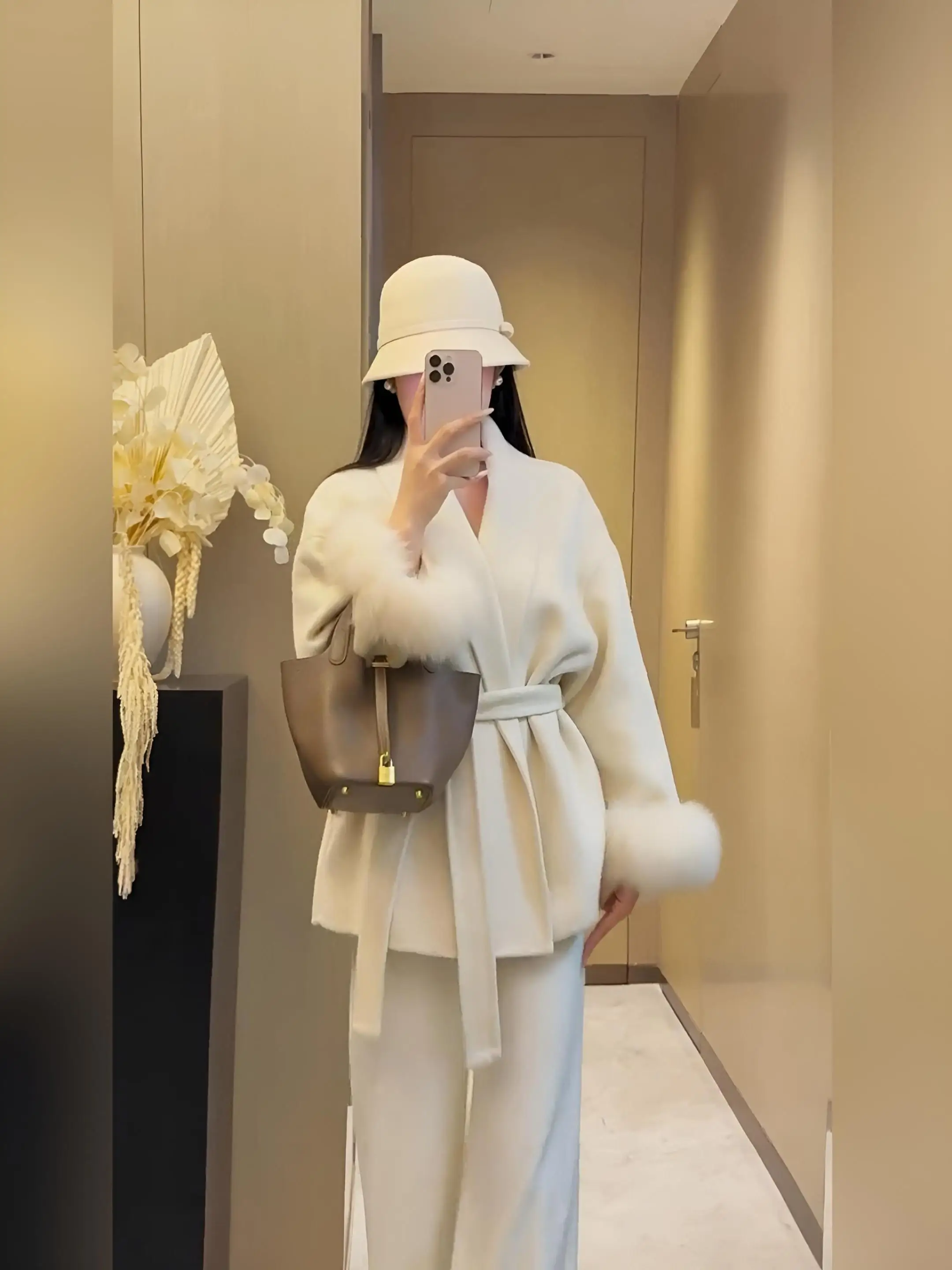 Зимняя новая элегантная модная свободная утягивающая однотонная простая и