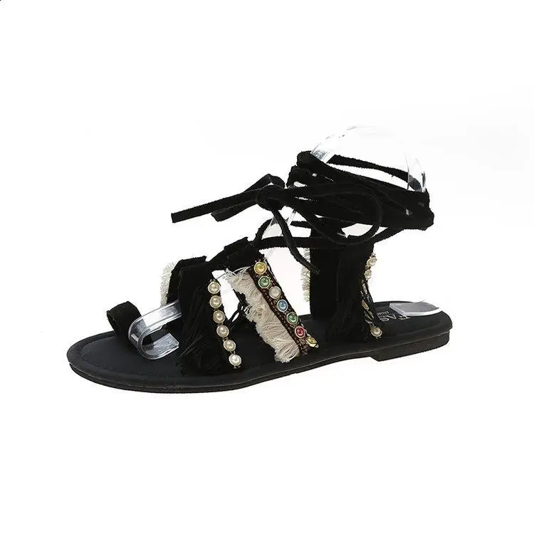 Женские босоножки на плоской подошве бежевые шлепанцы платформе с бахромой и