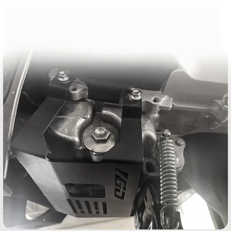 Фото Защитная накладка на днище мотоцикла (1 шт.) для ADV160, PCX160, VARIO160 – аксессуары для самостоятельной установки №5