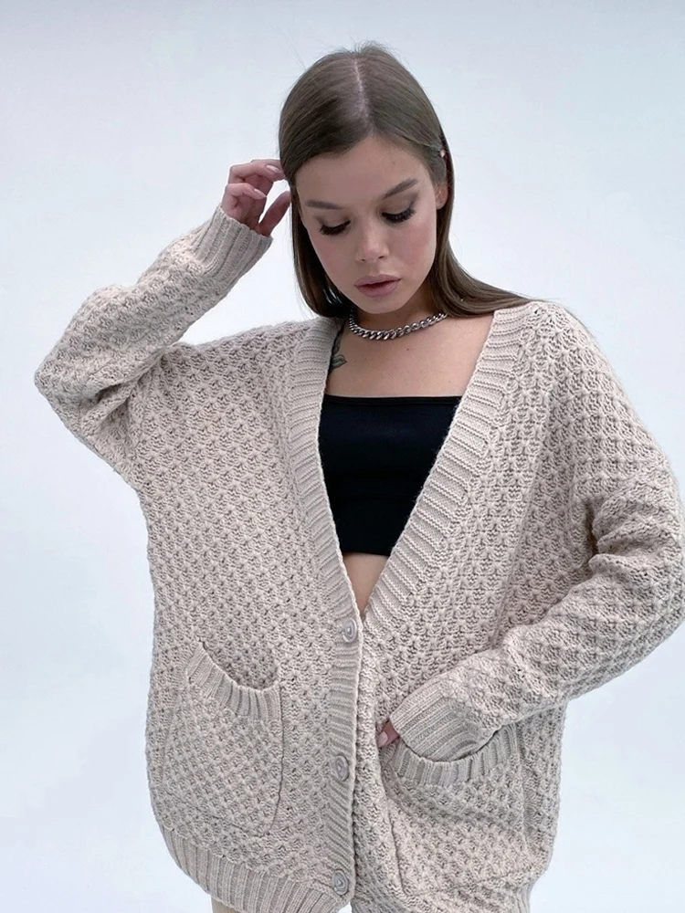 

Knitted V-neck Women Sweater Oversize Cardigan Casual Loose Hook Flower Autumn Ladies Sweaters Tops 2022 Autumn Long Sleeve Top