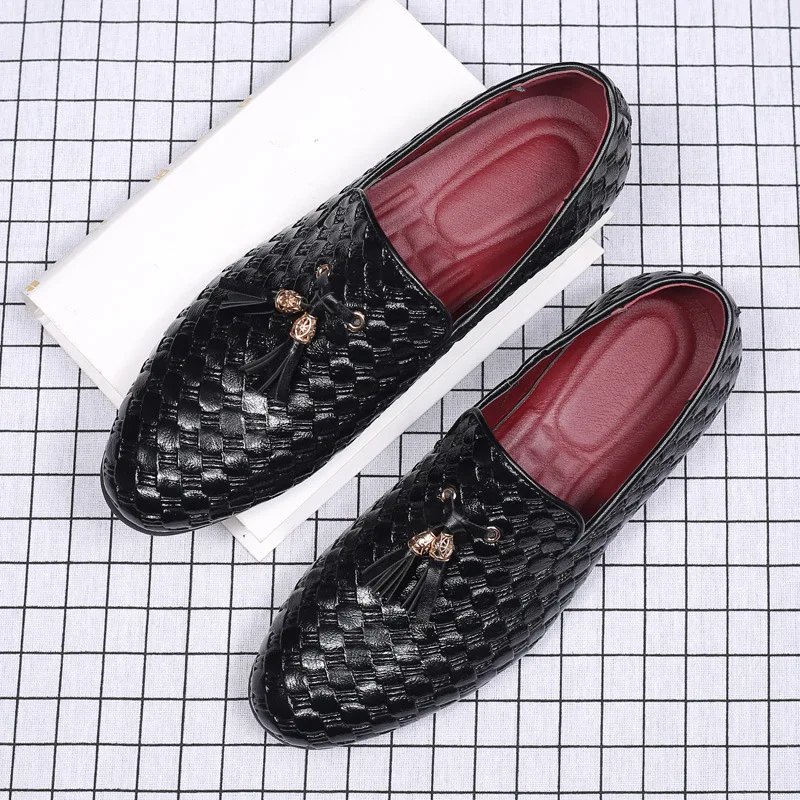 

2022 new men's plus size casual dress peas shoes fashion trend one-foot tassel men's shoes mens dress shoes