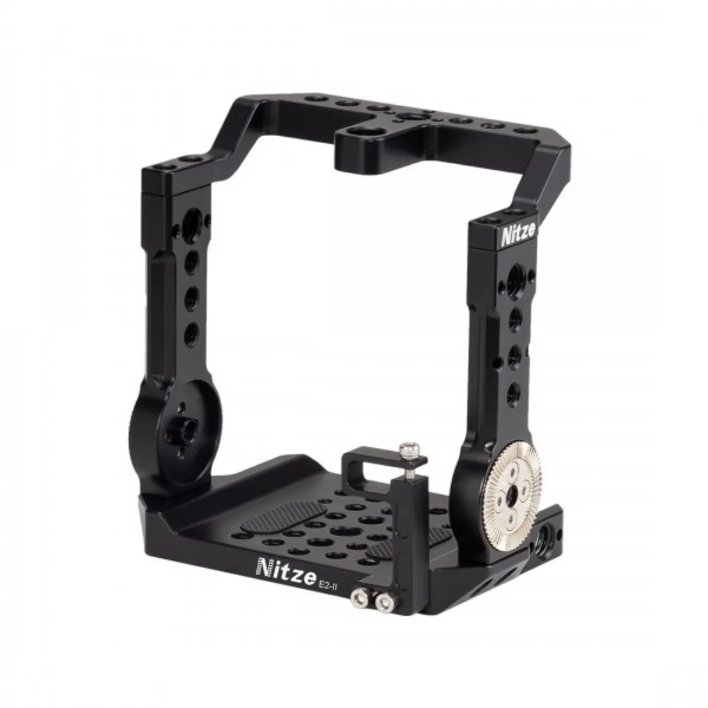 Камера NITZE Z CAM E2 CAGE с кабельными зажимами HDMI и USB Type-C (встроенная розетка НАТО ARRI)