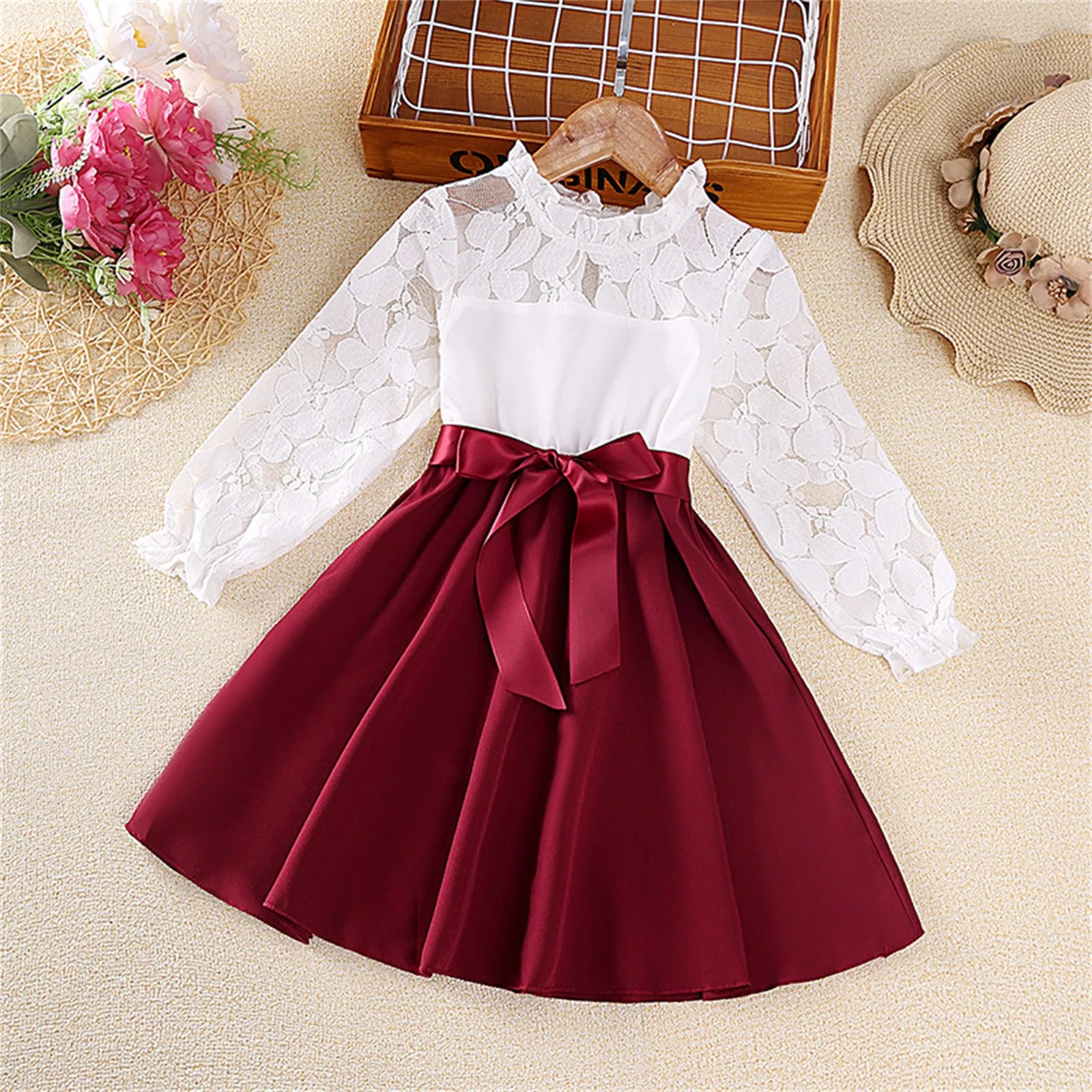 

Girls Long Sleeve Dress Kid Lace Mock Neck High Waist Formal Dress For 3-7 Years Girls Carnival Party Costumes Children Autumn