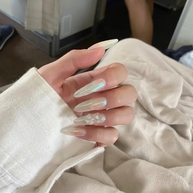 

Ins style wearing nail polish patch fake nails detachable European and American ultra-long polarized aurora bear stereo cartoon