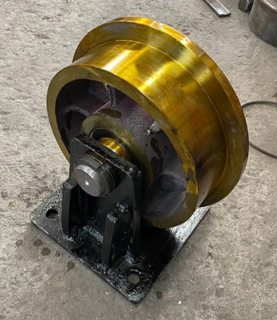 Железнодорожное колесо Гусеничное Одностороннее Ролик Двустороннее Т-образное