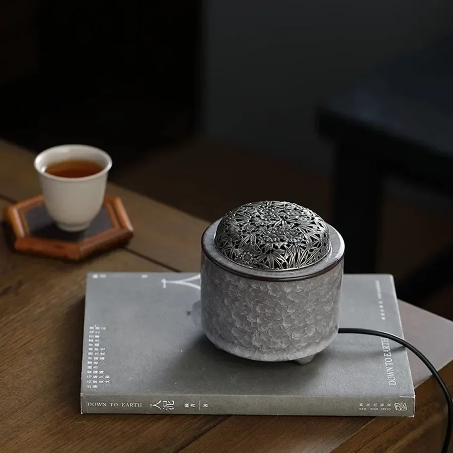 Минималистичная стеклянная курильница