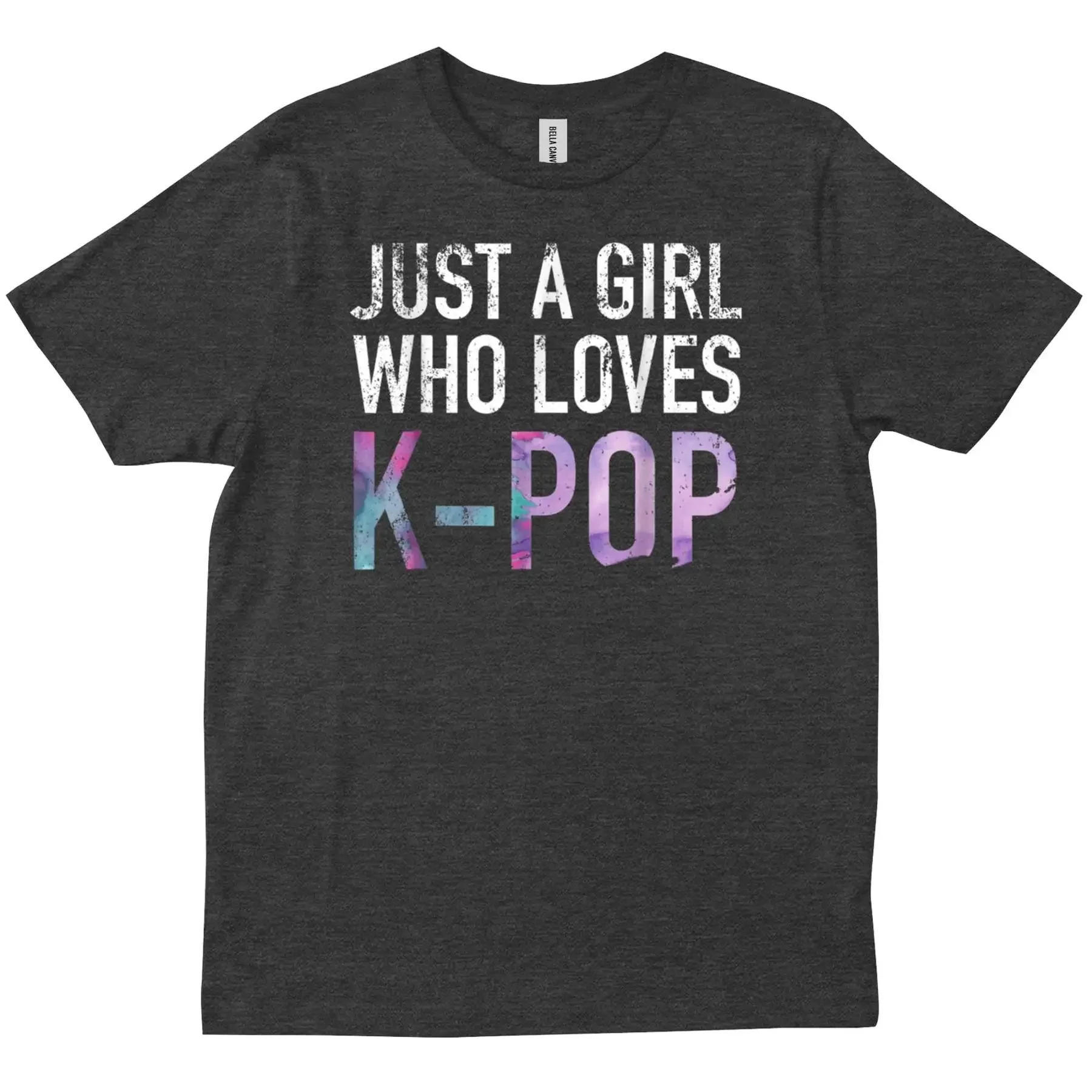 Фото Просто девушка, которая любит K-Pop. Забавный подарок. Подарки K-Pop. Футболка. №1