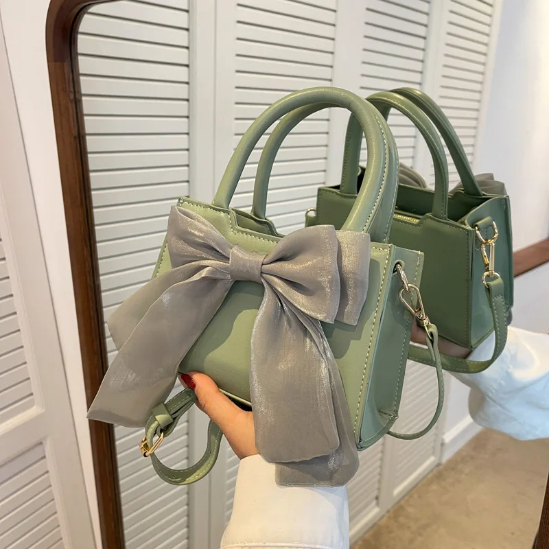 

Женские сумки через плечо с бантом, летняя брендовая дизайнерская женская сумка через плечо, тренд 2022, новая модная Маленькая женская сумка ...
