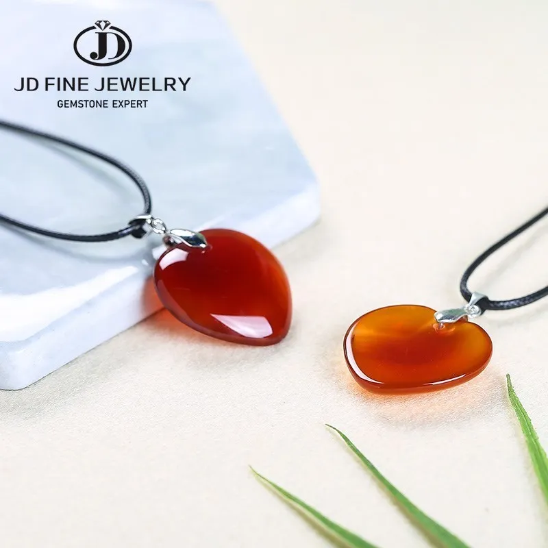 

JD Natural Stone Red Agate Love Heart Pendant Necklace Women Fashion Carnelian PU Leather Choker Female Healing Jewelry Gifts