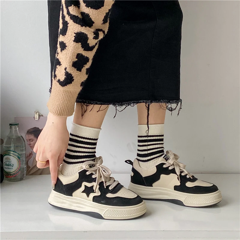 2023 Women Shoes Designers  Woman Sneakers Zapatillas Mujer Lace Up Comfort Running Shoes for Girls Light Man Shoes