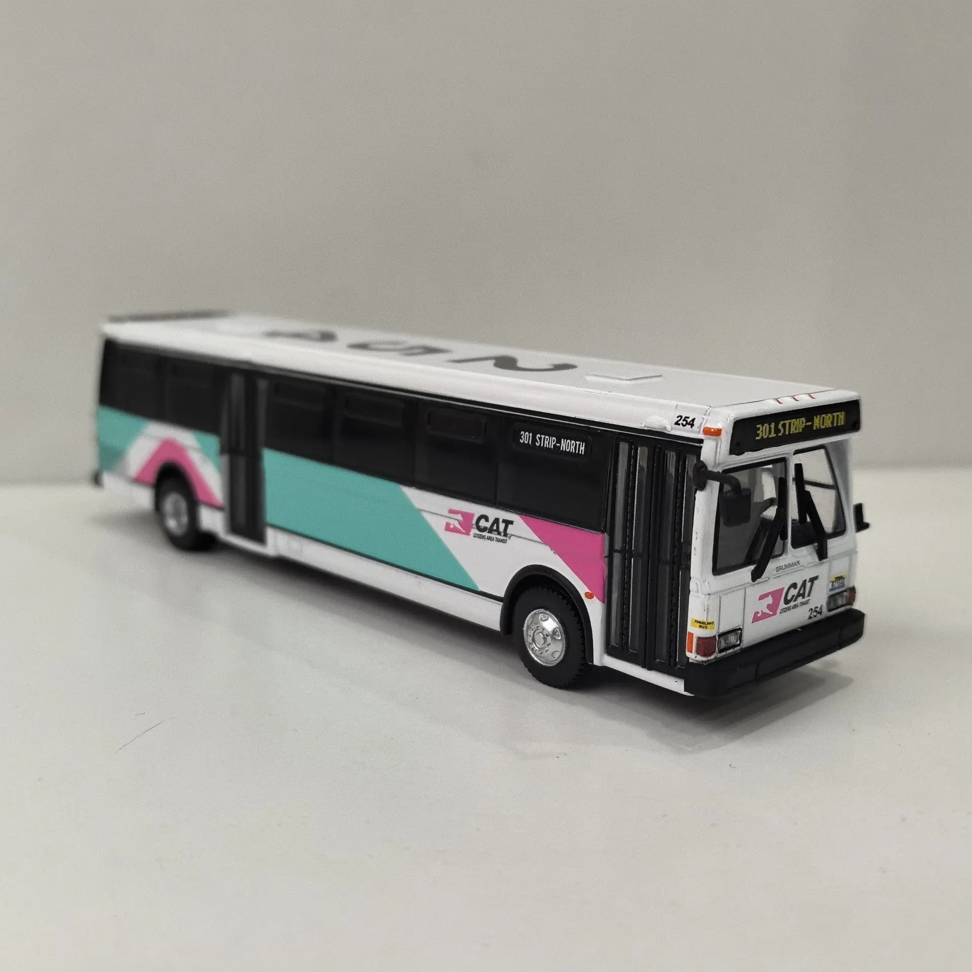 Фото Литой под давлением ИК масштаб 1/87 HO GRUMMAN 870 TRANSIT BUS 1980 CAT Bus Модель автомобиля из сплава №5