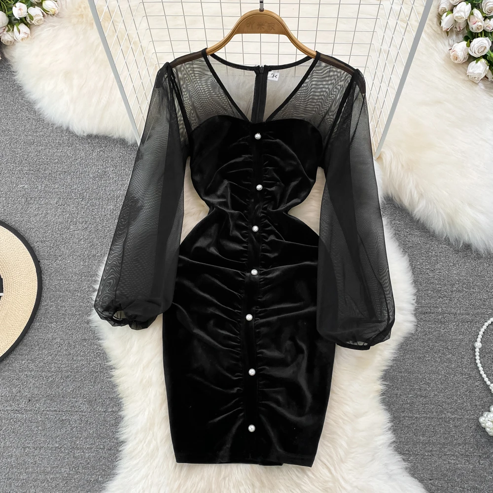 

Женское платье-мини с V-образным вырезом и рукавами-фонариками