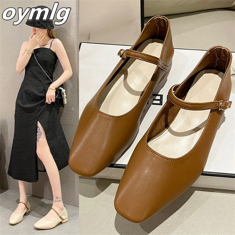 

2022 retro grandma shoes thick heel Mary Jane shoes women's autumn peas shoes low heels with skirts single shoes design niche