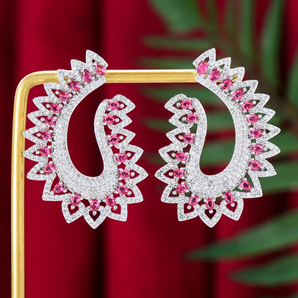 

Soramoore Facebook Ins Luxury CZ BOHO Square Drop Earrings For Women Wedding Bridal Jewelry aretes de mujer modernos 2022 New