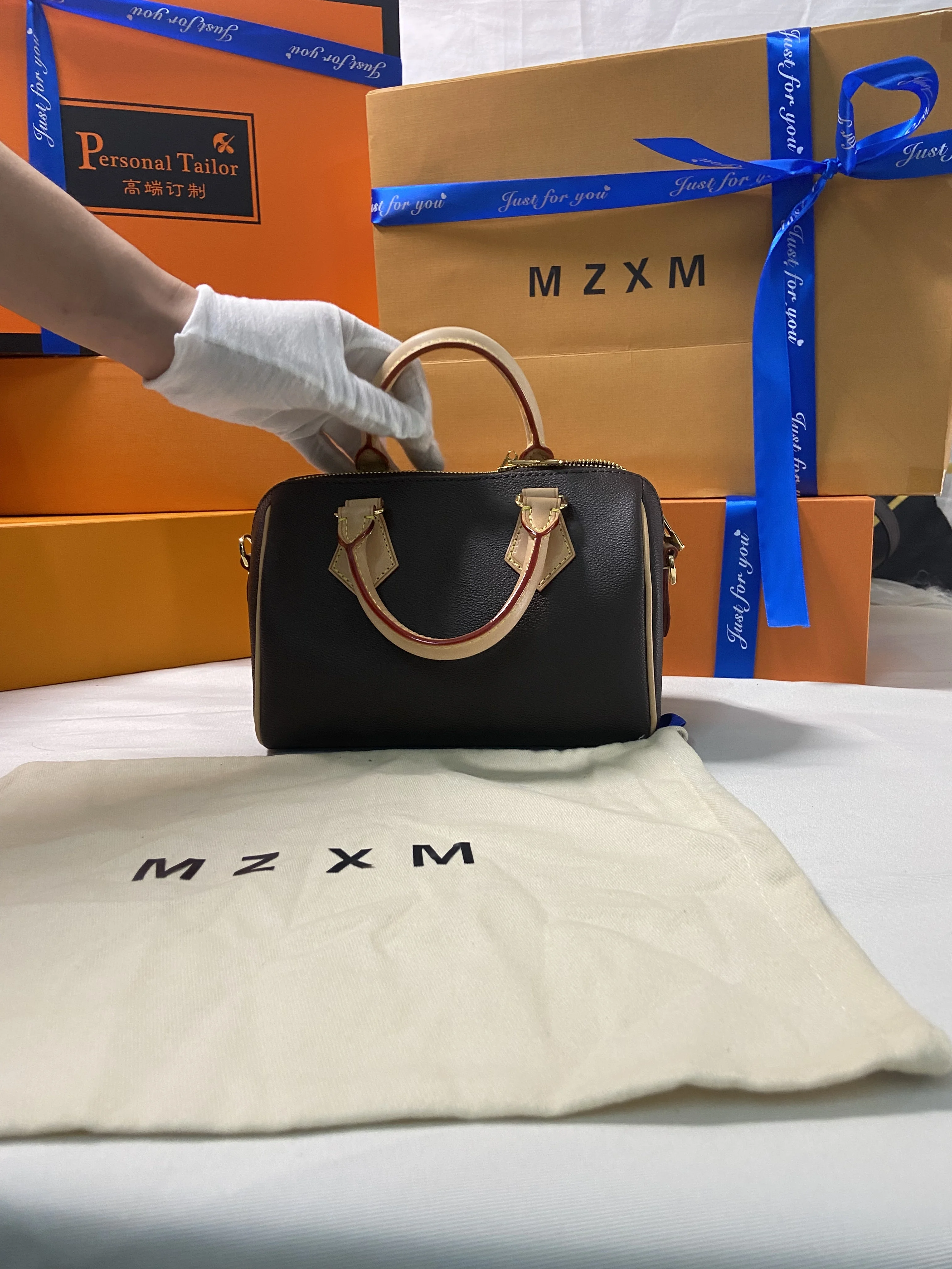 

Luxury Designer Bags Women's handbags VIP Speedy Travel High Quality Cowhide Y2K Damier Monogram Clutch Chain Classic Canvas