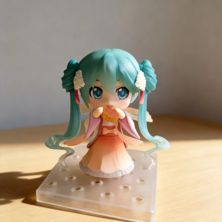 Фото Коллекционная фигурка-орнамент Hatsune Miku: Яркая Луна, Праздник середины осени, Чиби-версия, подарок №3