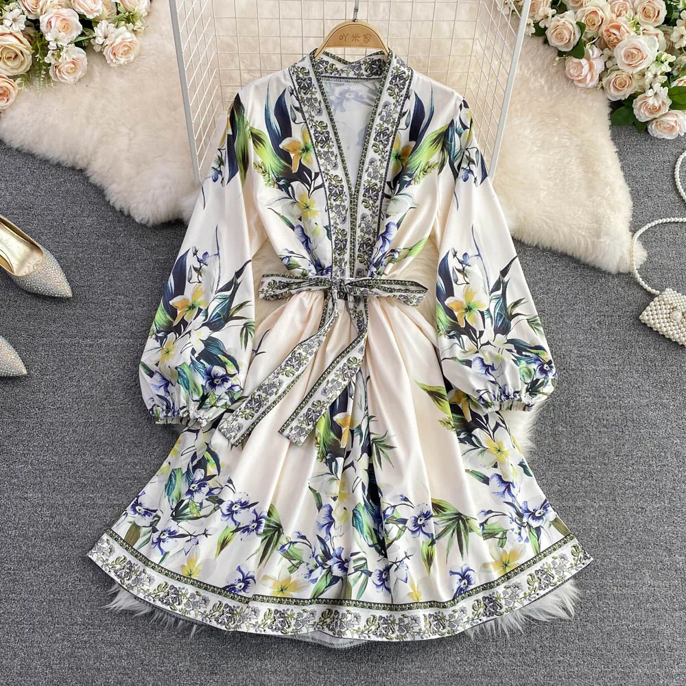 

2022 autumn retro palace style V-neck waist slimming positioning printing single-breasted long-sleeved a-line swing dress