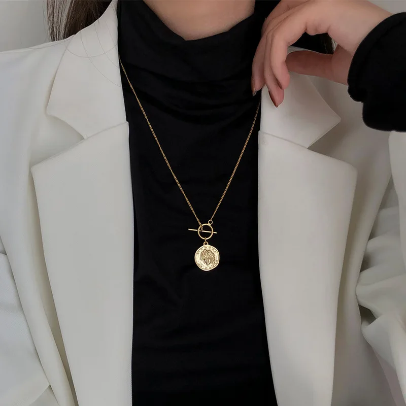 

FMILY Minimalist Portrait Necklace S925 Sterling Silver New Fashion Retro Niche Design Literary Jewelry for Girlfriend Gift