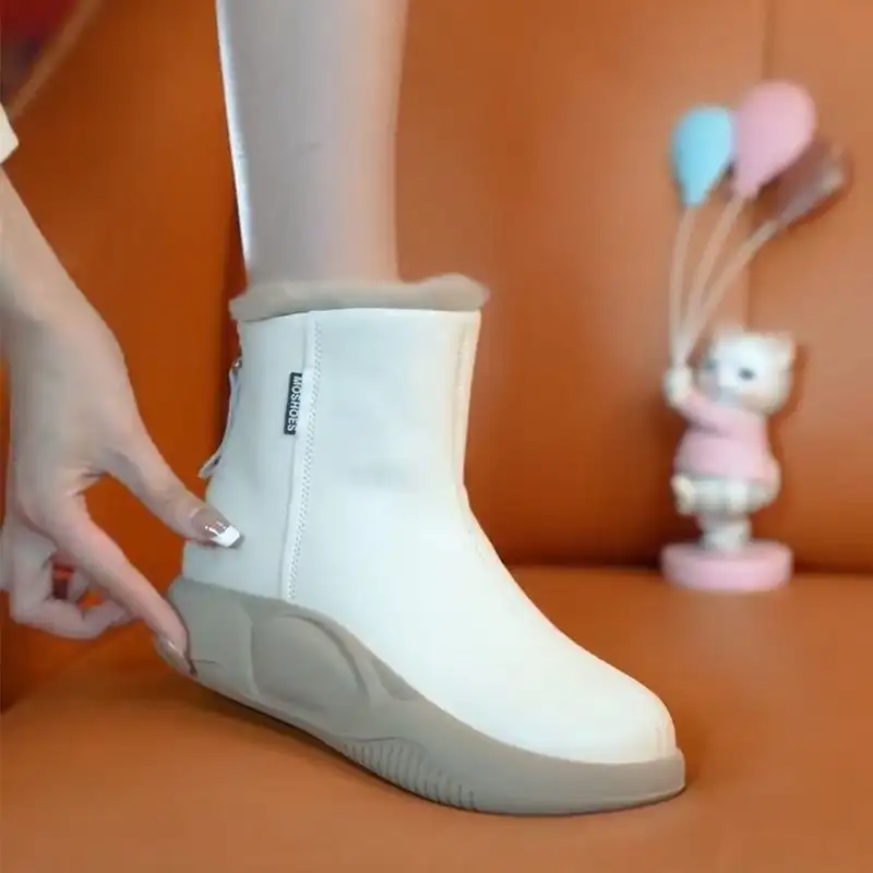 

Женские ботильоны, сезон осень-зима, однотонная увеличивающая рост обувь для женщин, новинка 2023, Повседневные Плюшевые кроссовки на молнии, ...