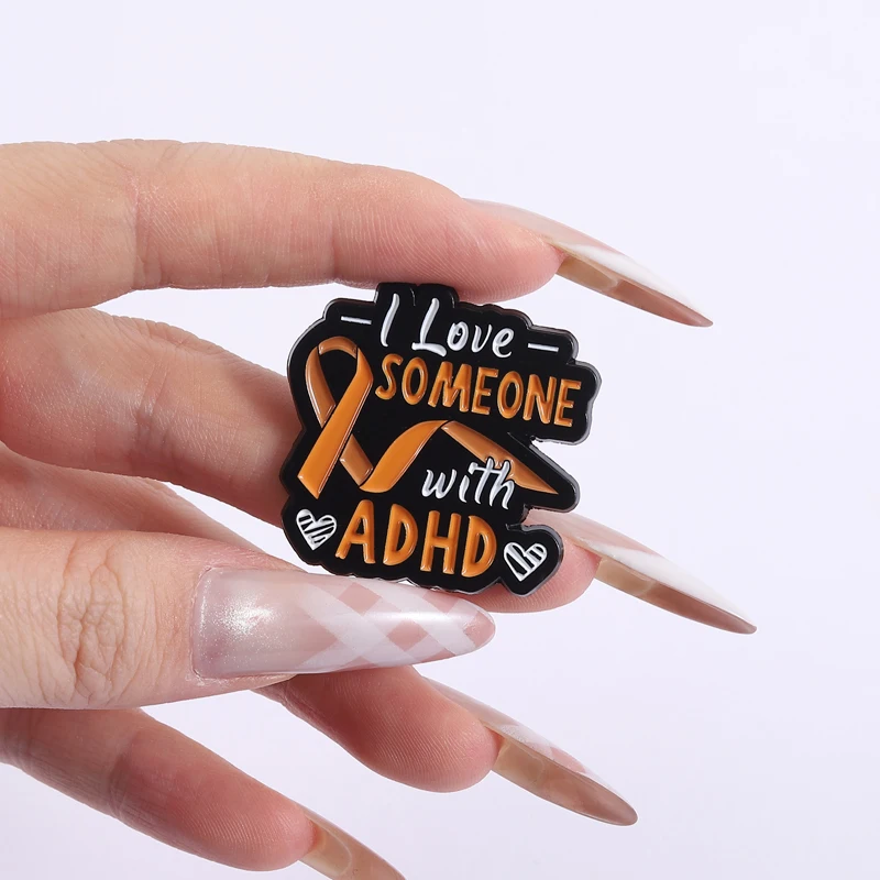 Фото Брошь ADHD AUTISM ANXIETY, эмалированные булавки, я люблю кого-то с АДХА, броши для осведомленности о психическом здоровье, значок на лацкане, ювелирное изделие, подарок другу №2
