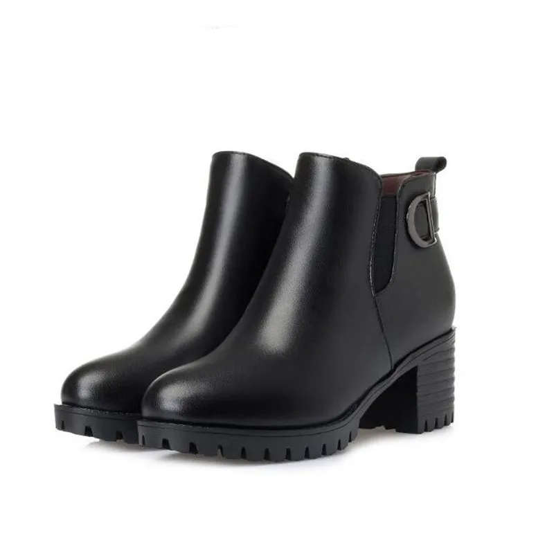 AIYUQI 2023 Women Boots Platform Heels Genuine Leather Big Size 41 42 43 Women Snow Shoes Trend Women Shoes Winte Martn Boots