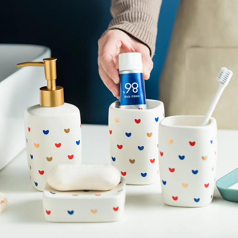 

Heart Holder Washroom For Cute Soap Soap Dispenser Bathroom Ceramic Print 4pcs/set Accessories Toothbrush Box