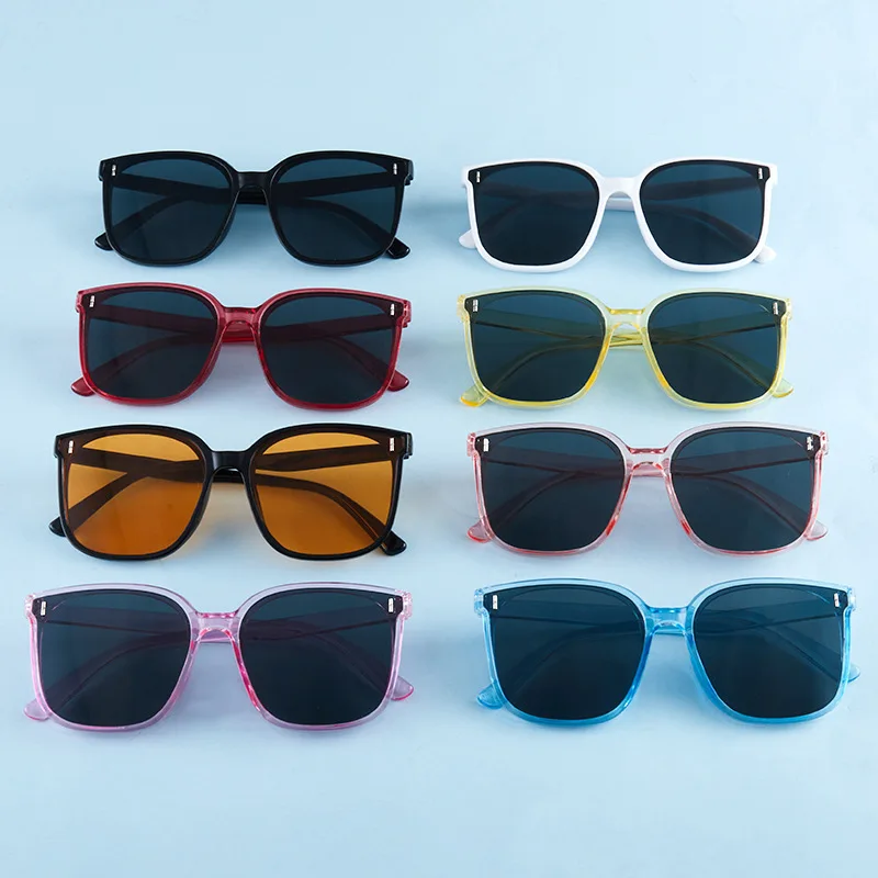 Детские солнцезащитные очки с вертикальными рисовыми гвоздиками милые большие