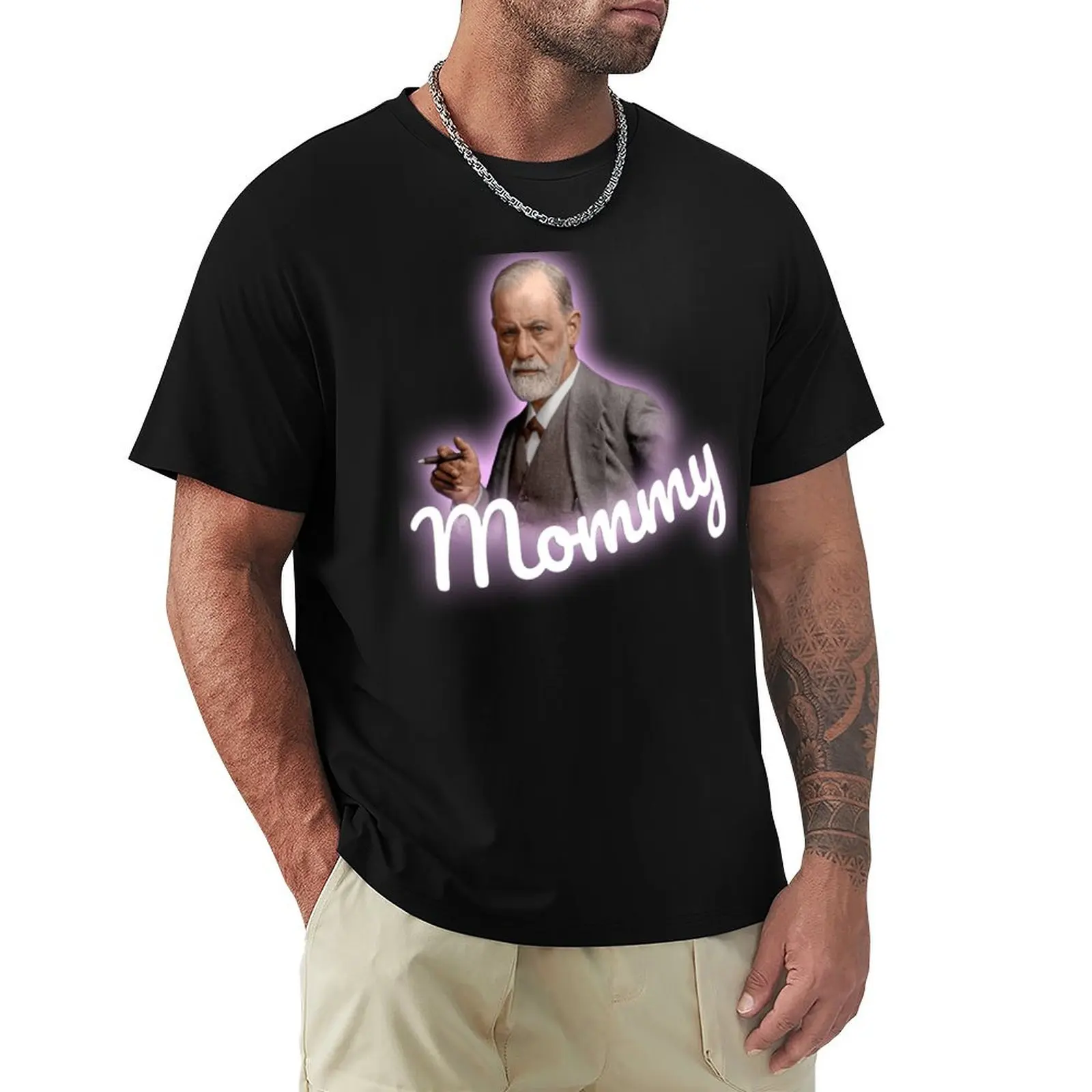 Фото Футболка Freud Mommy Meme, не требующая глажки, повседневная, с коротким рукавом №1