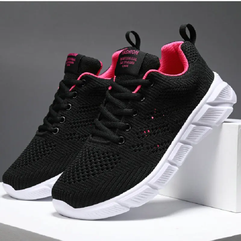 Summer Sneakers Women Light Weight Casual Shoes Slip on Lazy Shoes Comfortable Couple jogging shoe Soft Breathable Net Shoes