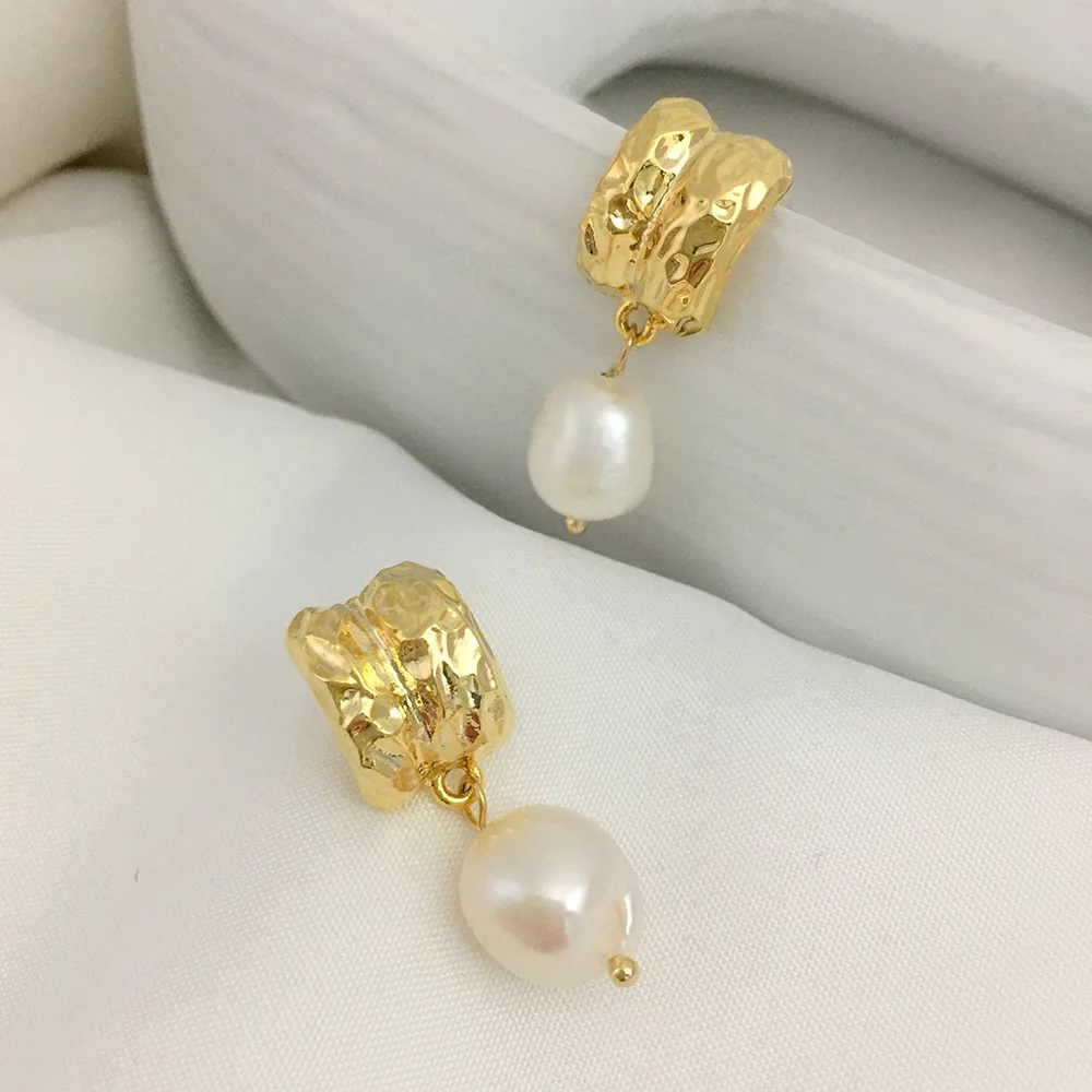 

Elagant Natural Baroque Pearl Temperament Exquisite Metal Accessories Unusual Earring Femminine 925silver Stud Suitable Everyone