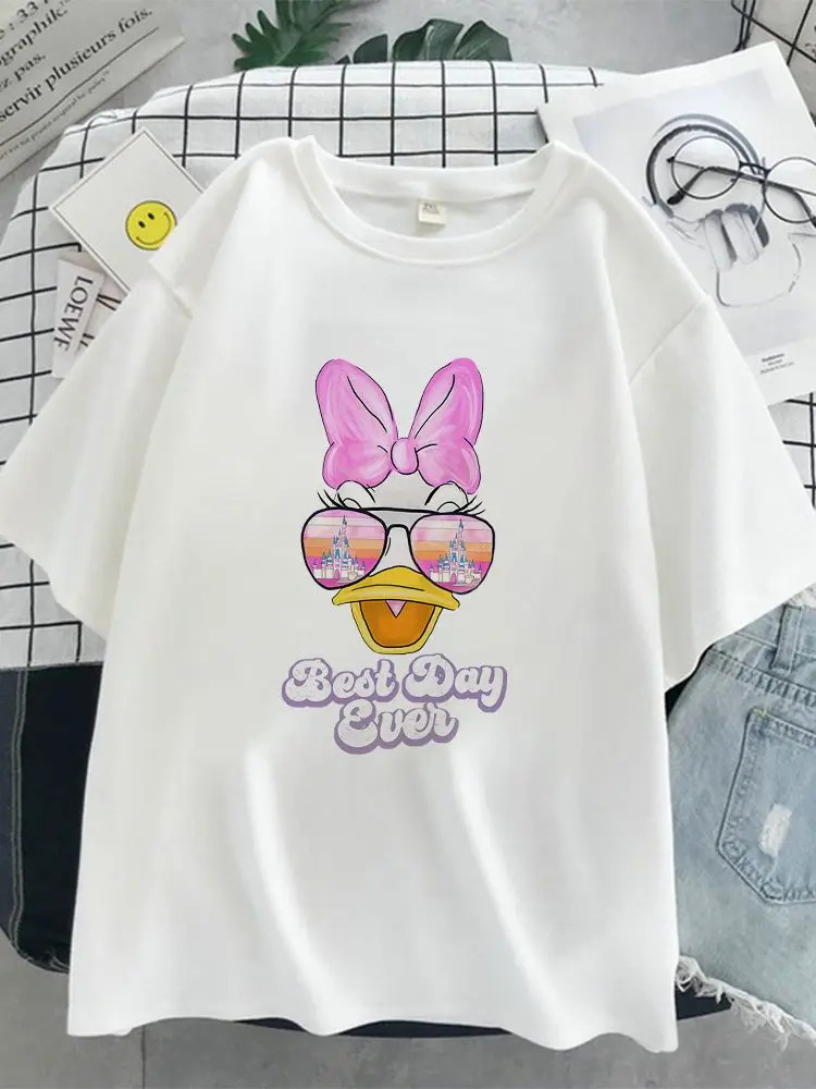 

Футболка с солнцезащитными очками женская, модный топ с изображением героев мультфильмов, популярная в стиле Диснея, Милая футболка в стиле...